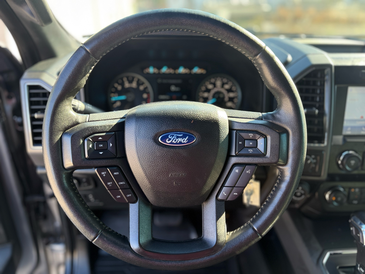 Ford F-150 FX4 SuperCrew 4WD 2020