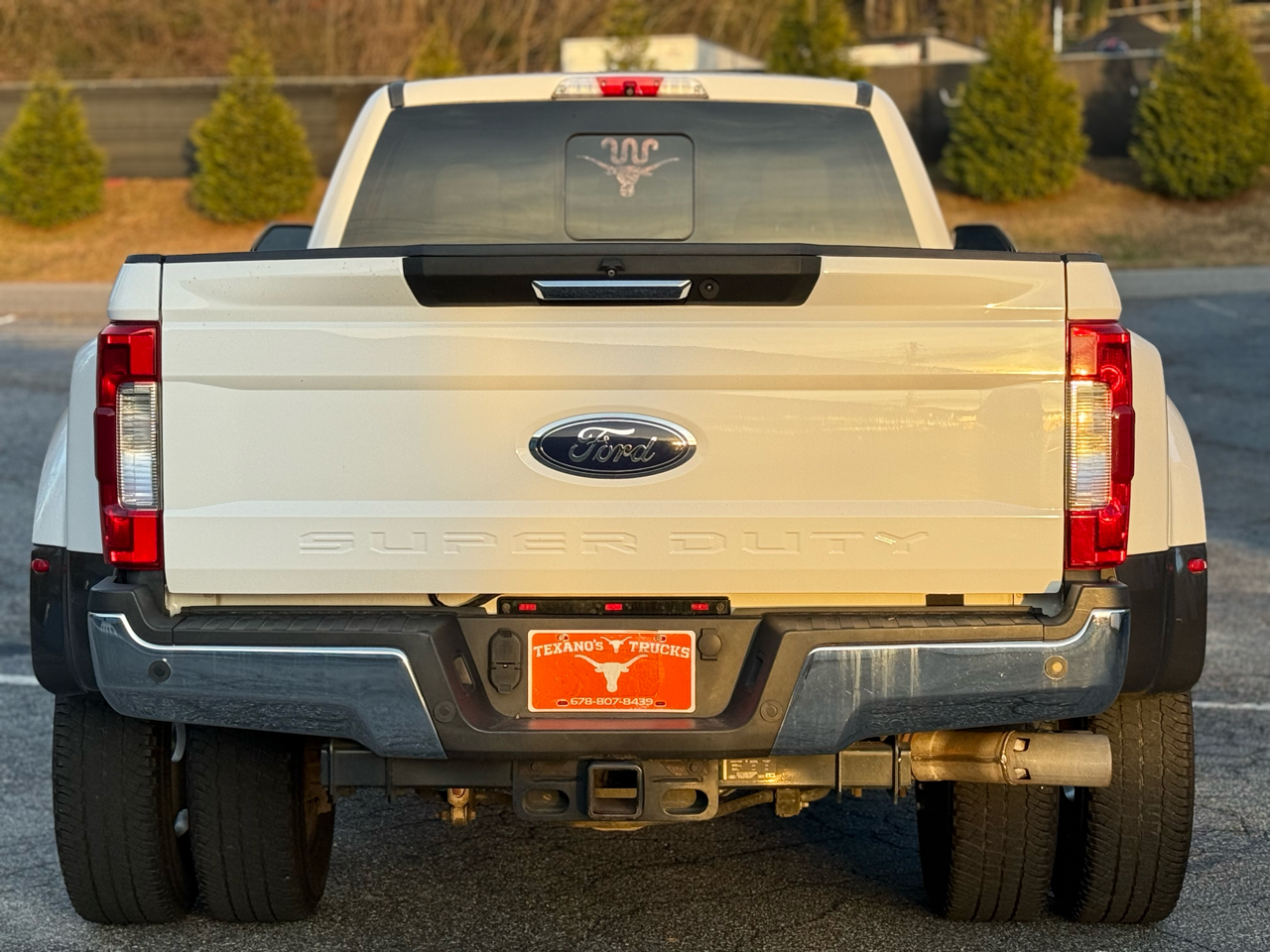 Ford Super Duty F-350 DRW LARIAT 4WD SuperCab 8' Box 2017