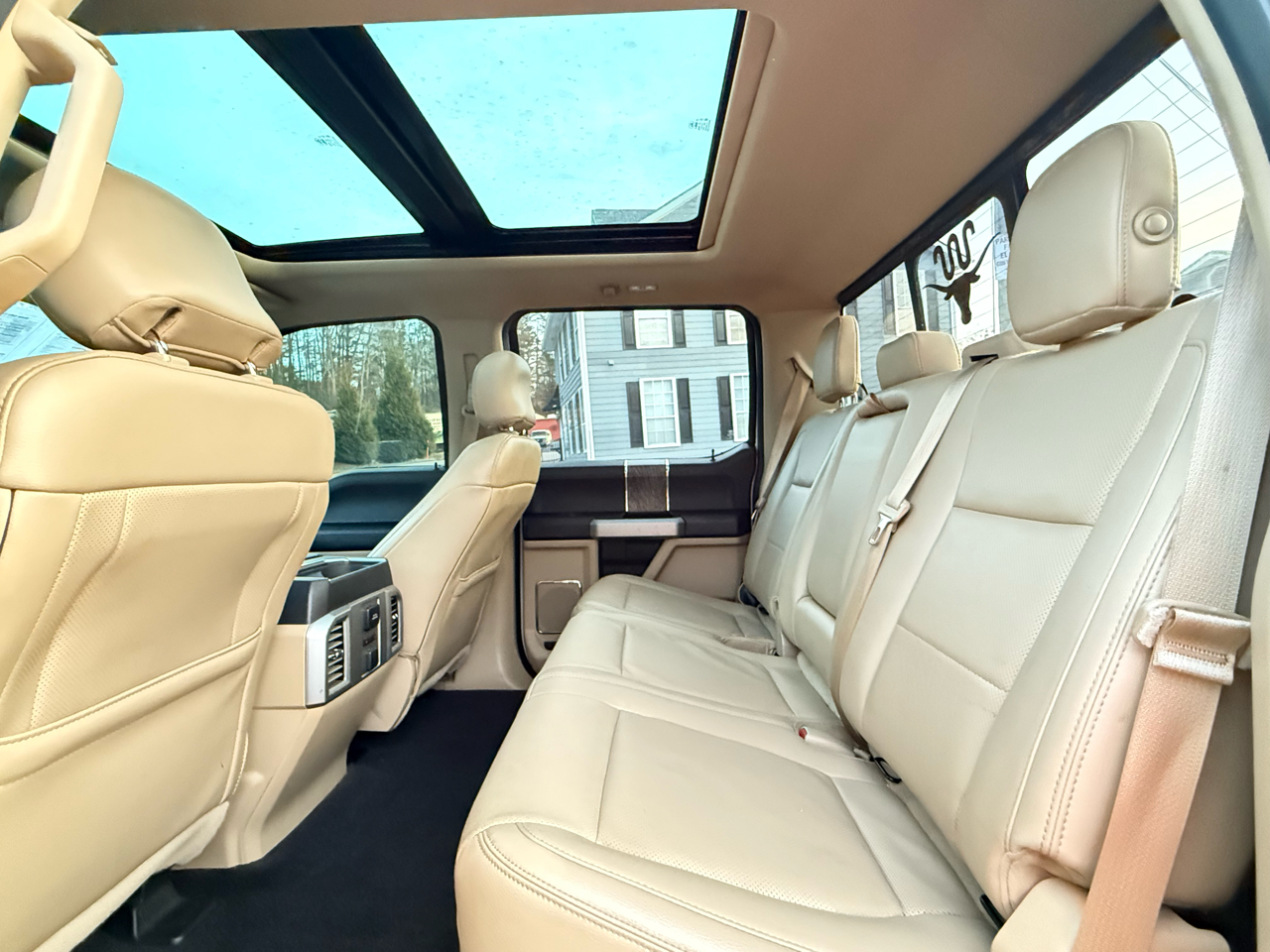 Ford Super Duty F-350 DRW LARIAT 4WD SuperCab 8' Box 2017