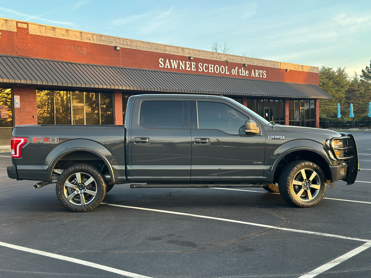 Ford F-150 4WD SuperCrew 139" XLT 2016