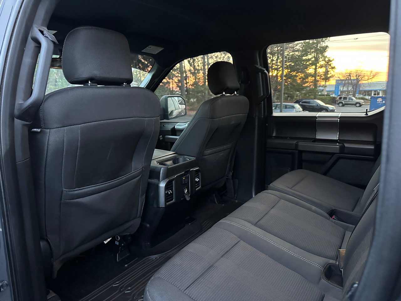 Ford F-150 4WD SuperCrew 139" XLT 2016