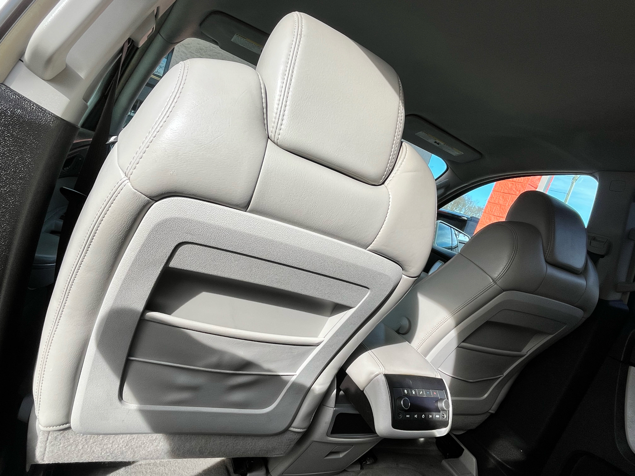 GMC Acadia FWD 4dr SLT1 2008