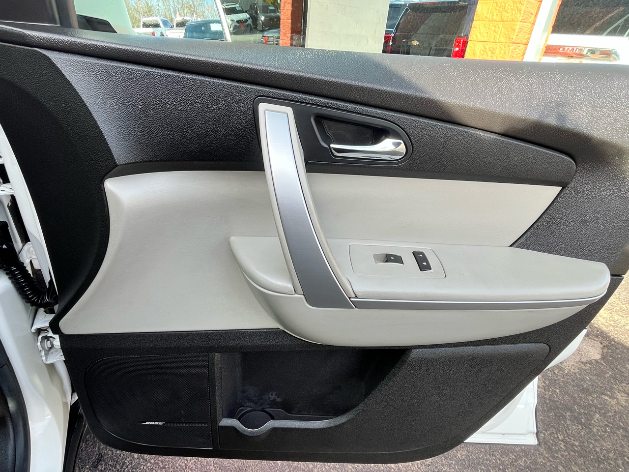 GMC Acadia FWD 4dr SLT1 2008