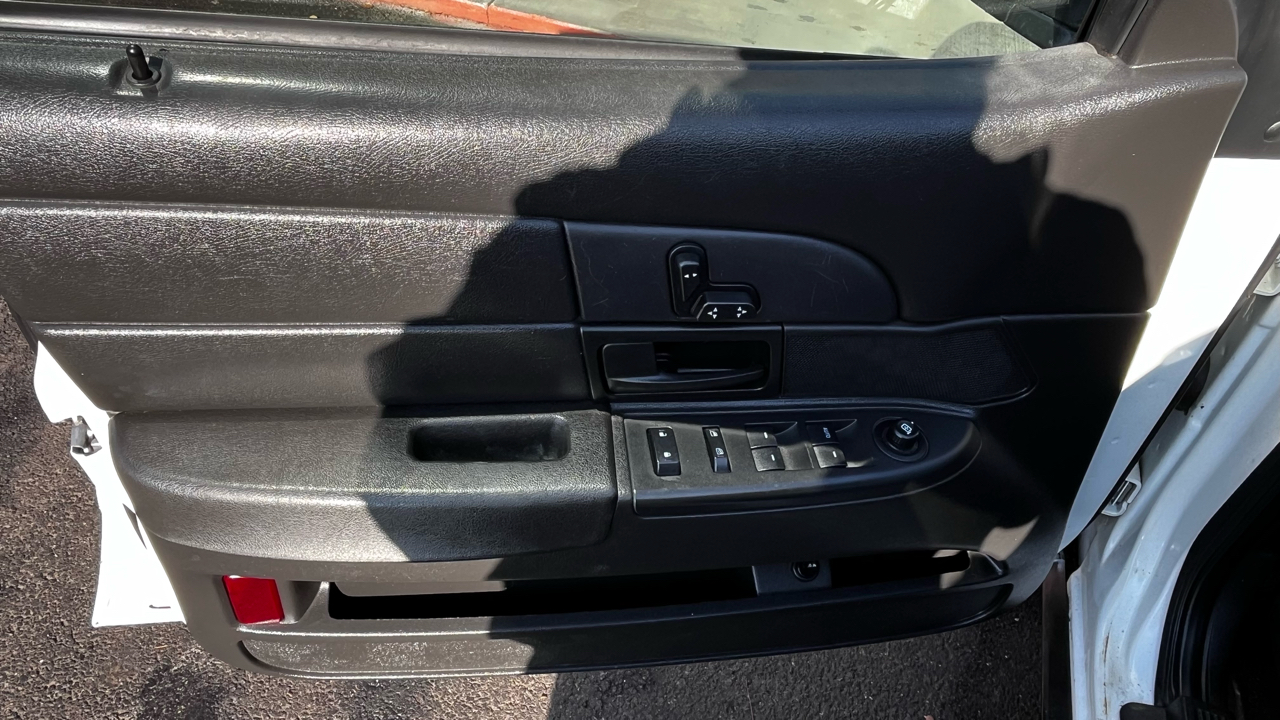 Ford Police Interceptor 4dr Sdn w/3.27 Axle 2010