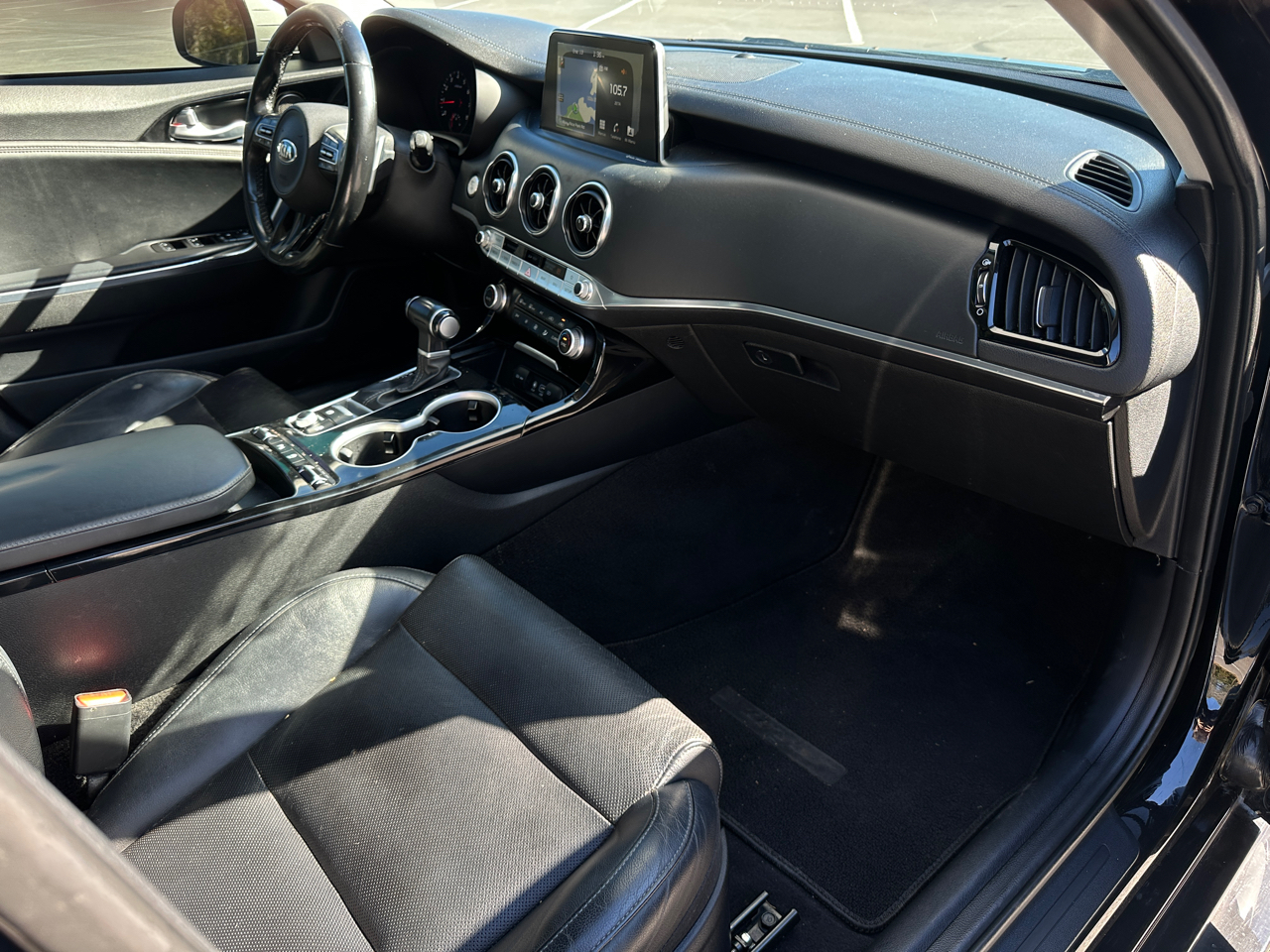 Kia Stinger Premium RWD 2018