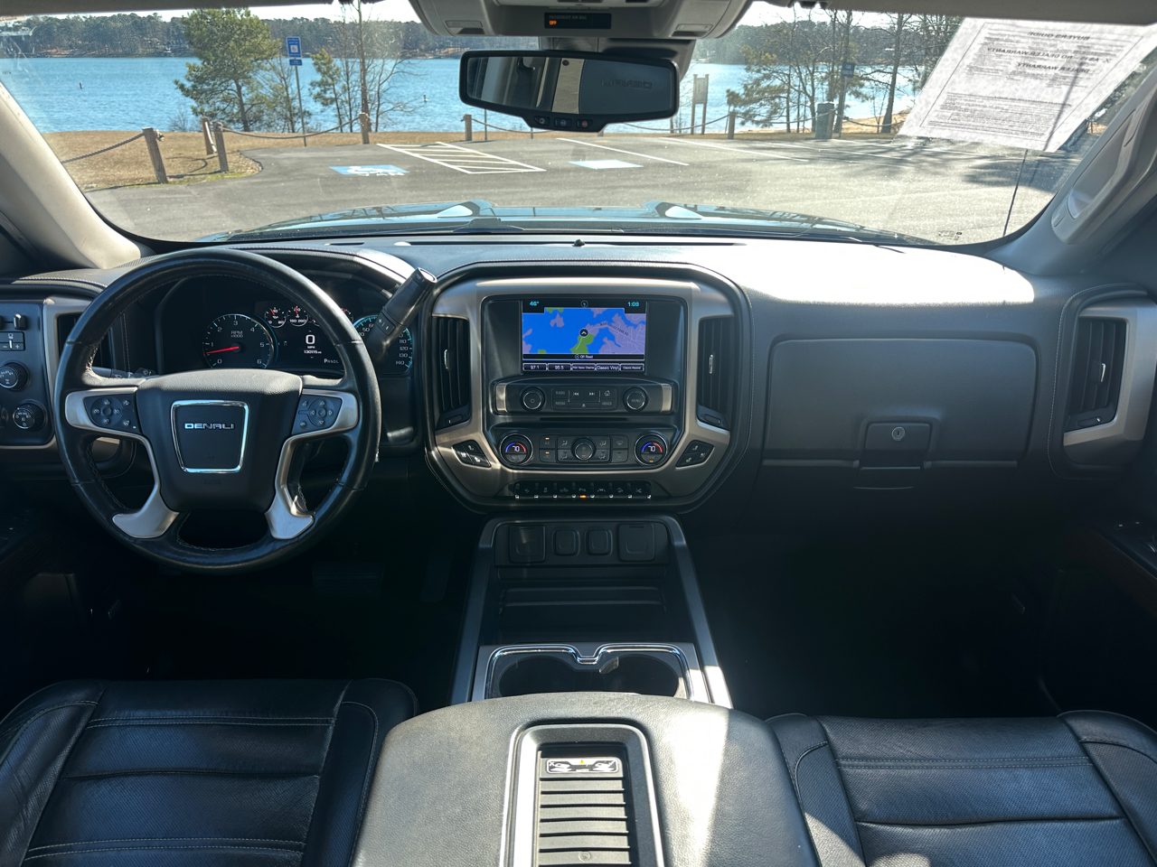 GMC Sierra 1500 4WD Crew Cab 143.5" Denali 2018