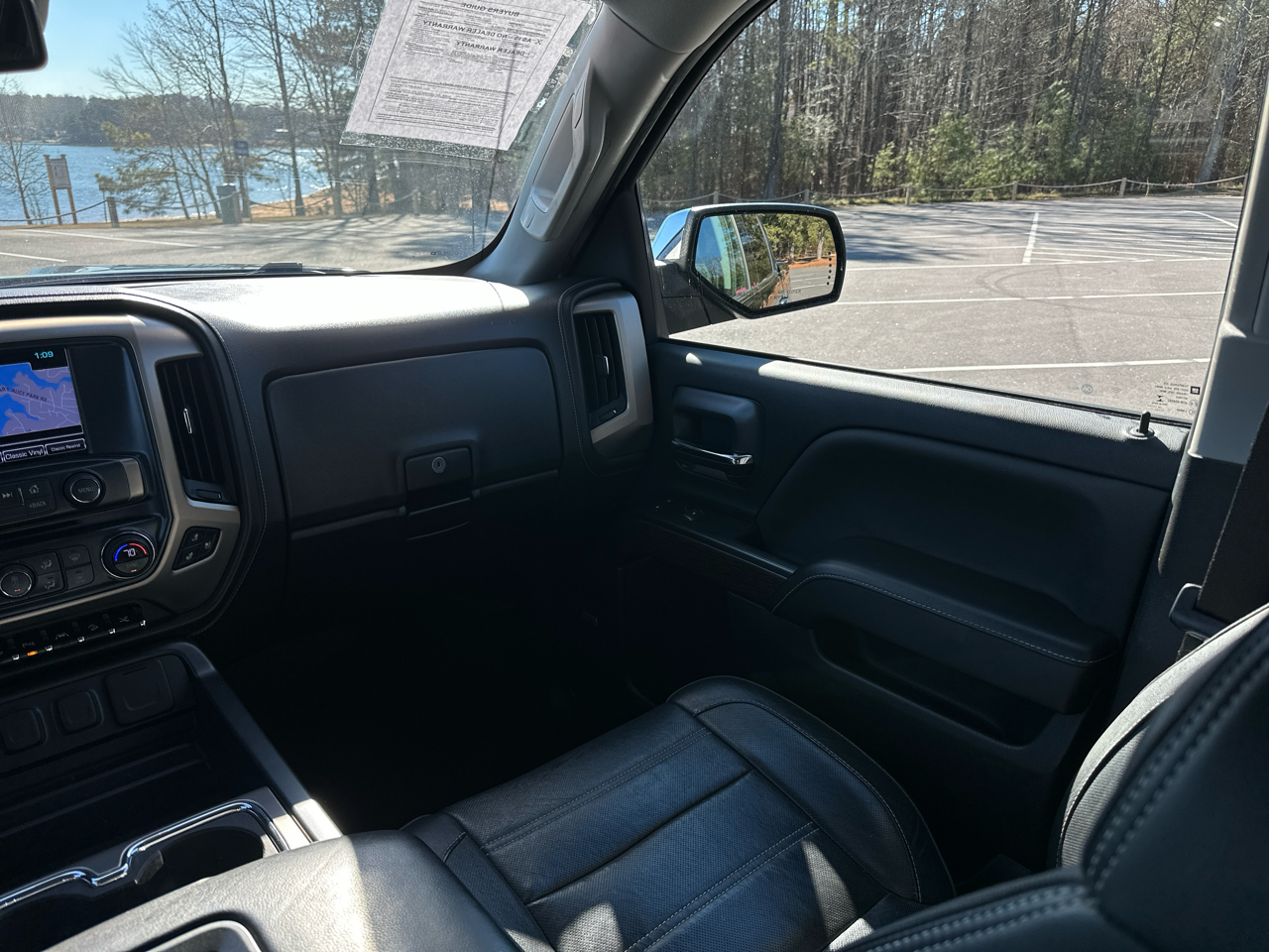 GMC Sierra 1500 4WD Crew Cab 143.5" Denali 2018