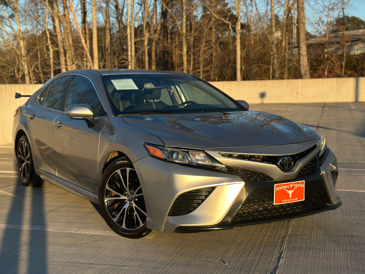 Toyota Camry XLE Auto (Natl) 2019