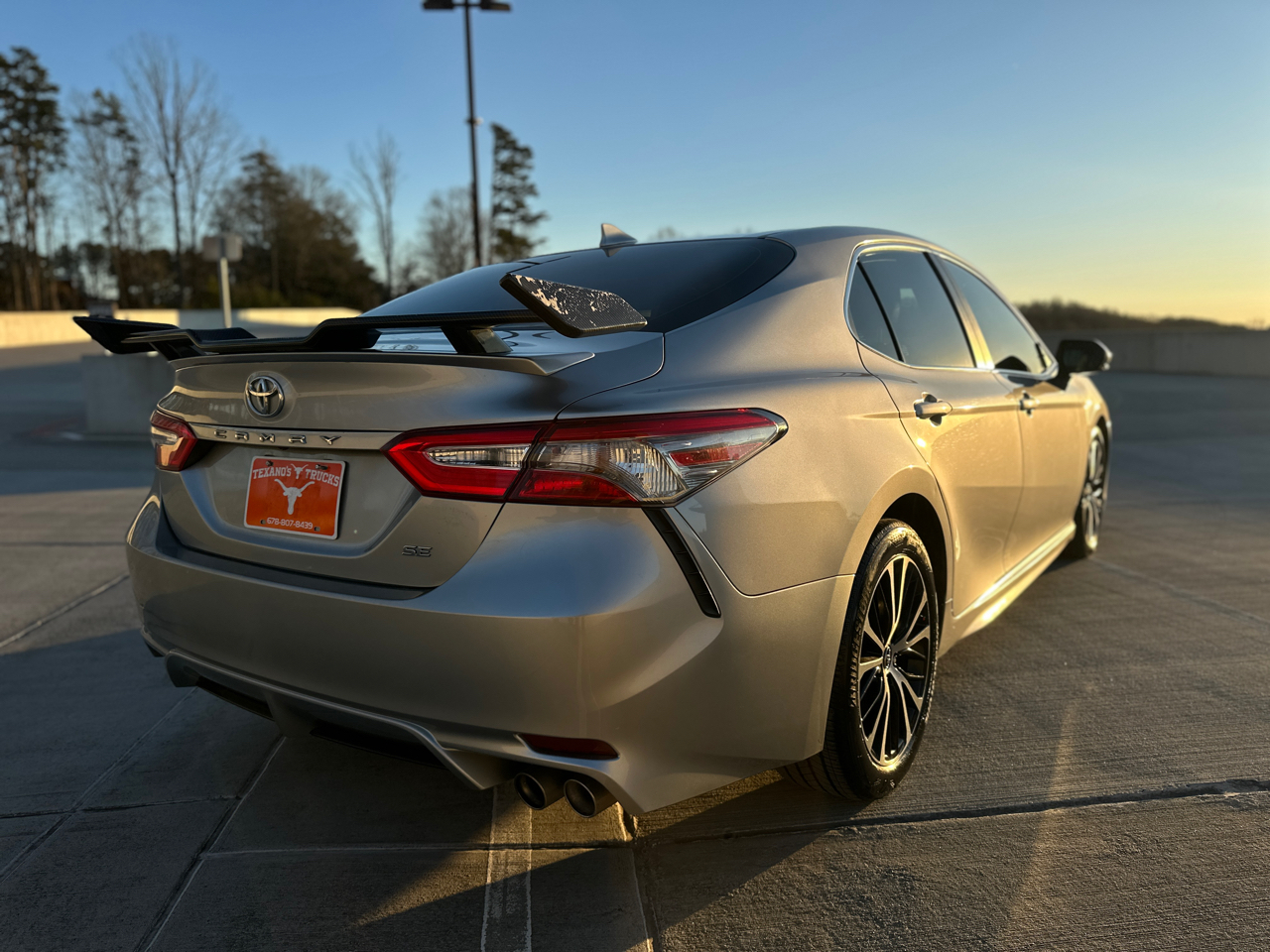 Toyota Camry XLE Auto (Natl) 2019