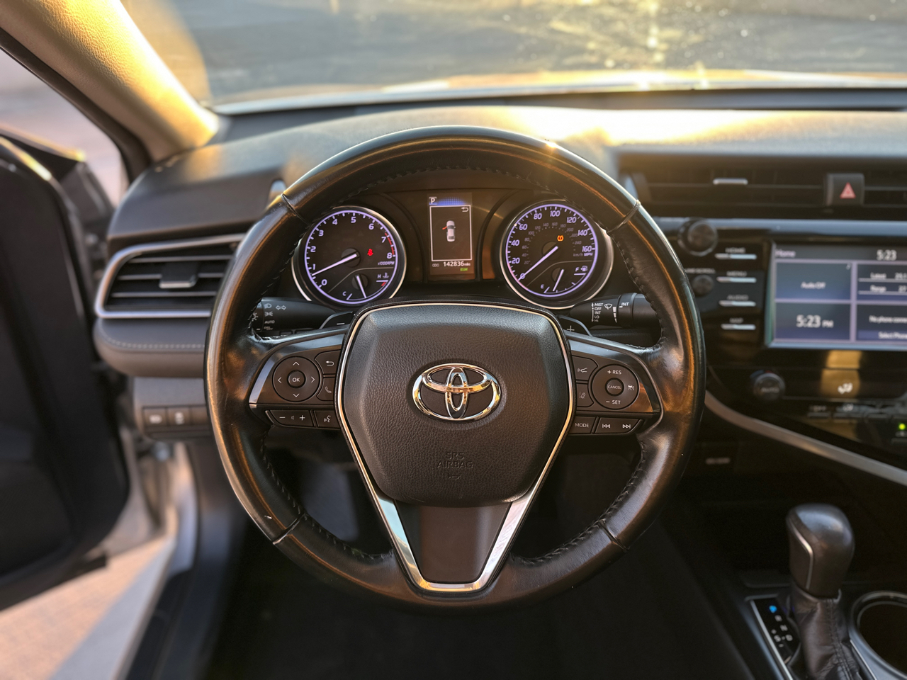 Toyota Camry XLE Auto (Natl) 2019