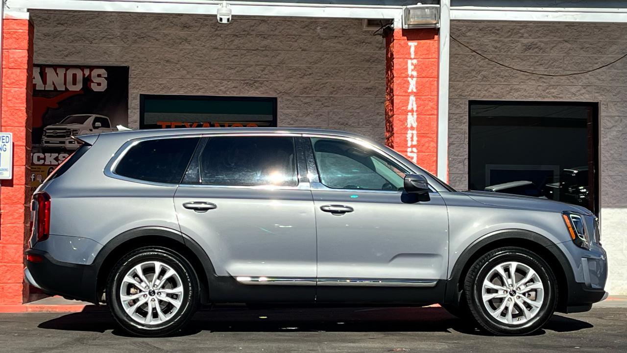 Kia Telluride LX FWD 2021