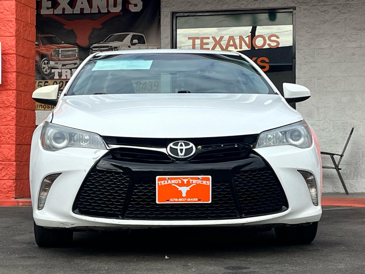 Toyota Camry XLE Auto (Natl) 2017