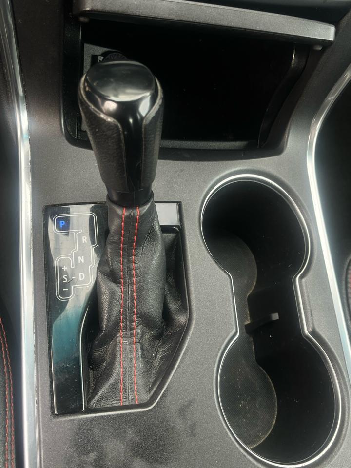 Toyota Camry XLE Auto (Natl) 2017