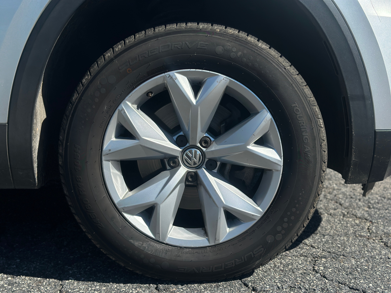 Volkswagen Atlas 3.6L V6 SE w/Technology 4MOTION 2019