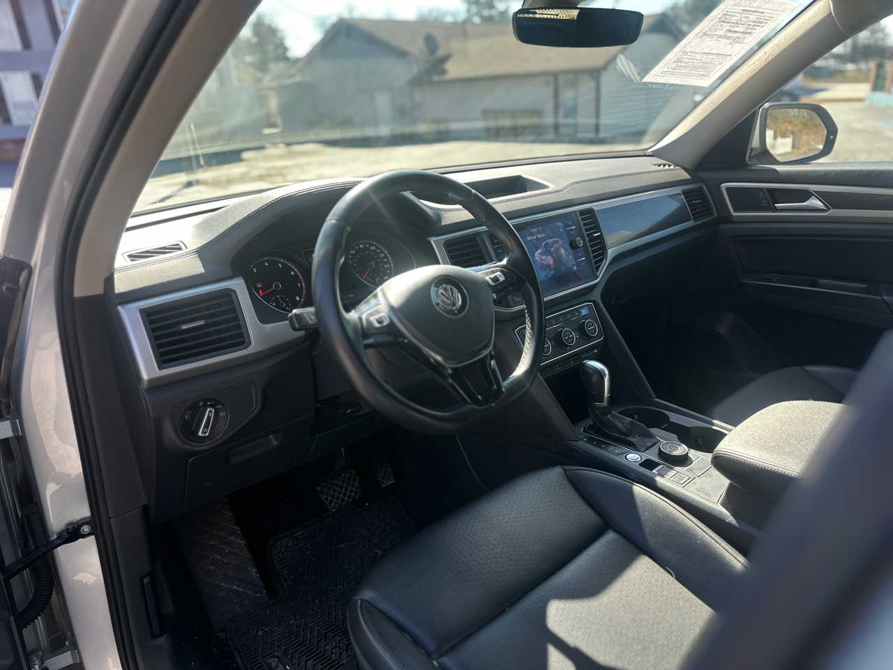 Volkswagen Atlas 3.6L V6 SE w/Technology 4MOTION 2019