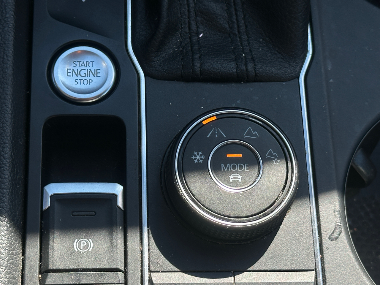 Volkswagen Atlas 3.6L V6 SE w/Technology 4MOTION 2019