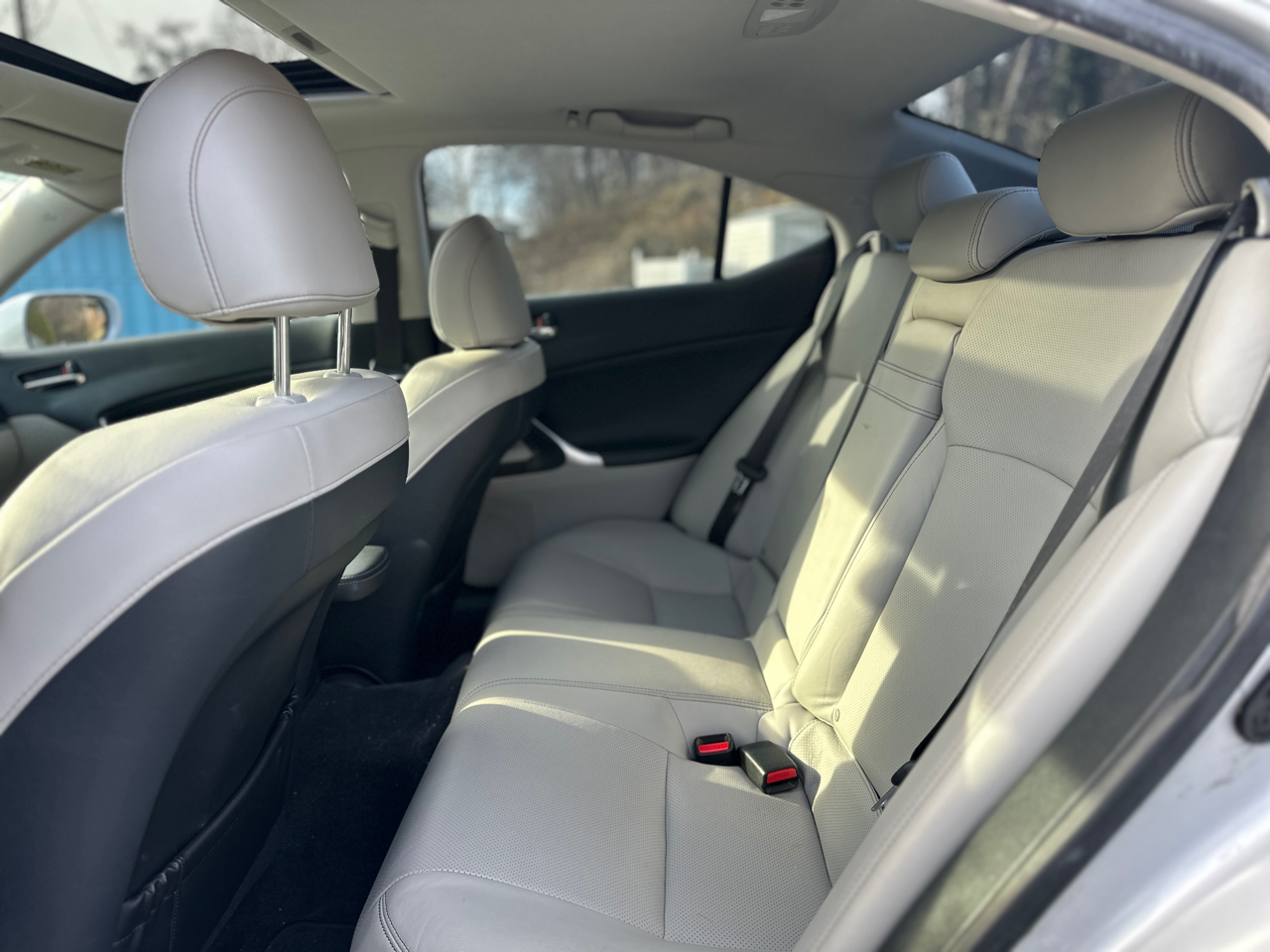 Lexus IS 250 4dr Sport Sdn Auto RWD 2013