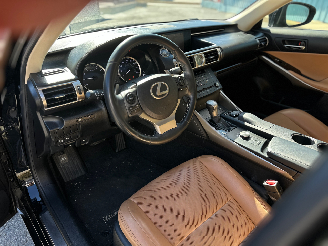 Lexus IS 250 4dr Sport Sdn RWD 2015