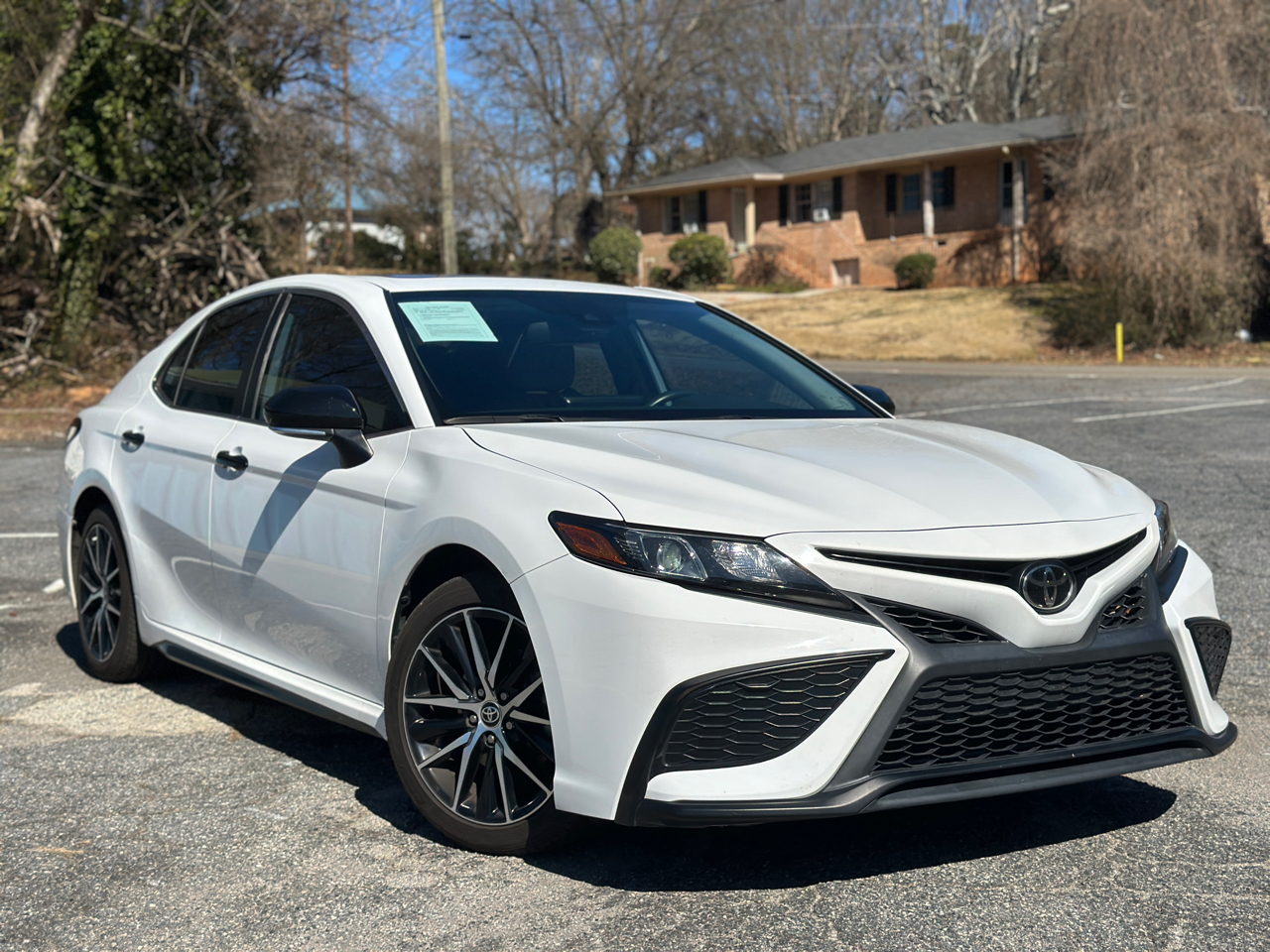 Toyota Camry SE Nightshade Edition 2022