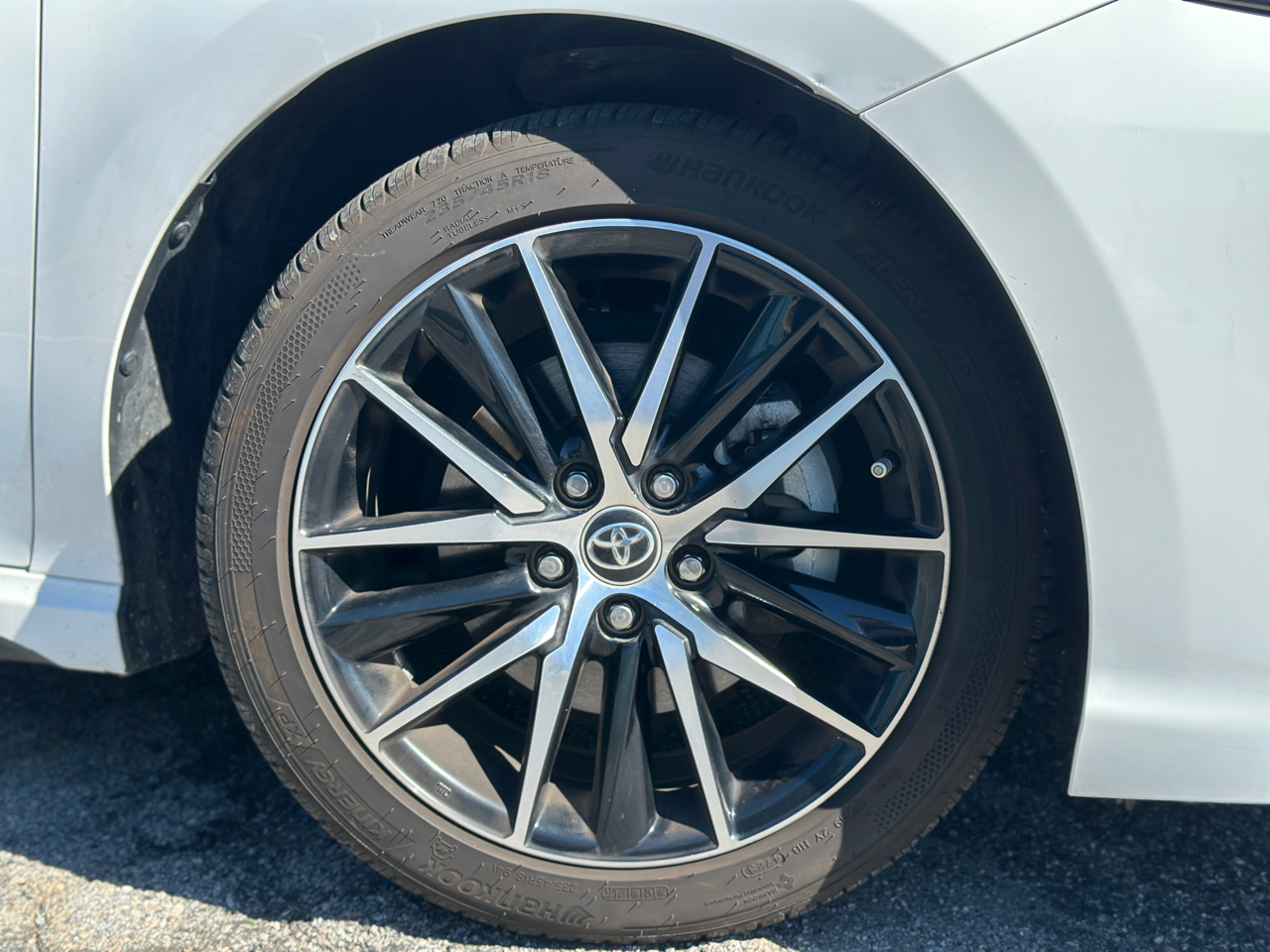 Toyota Camry SE Nightshade Edition 2022