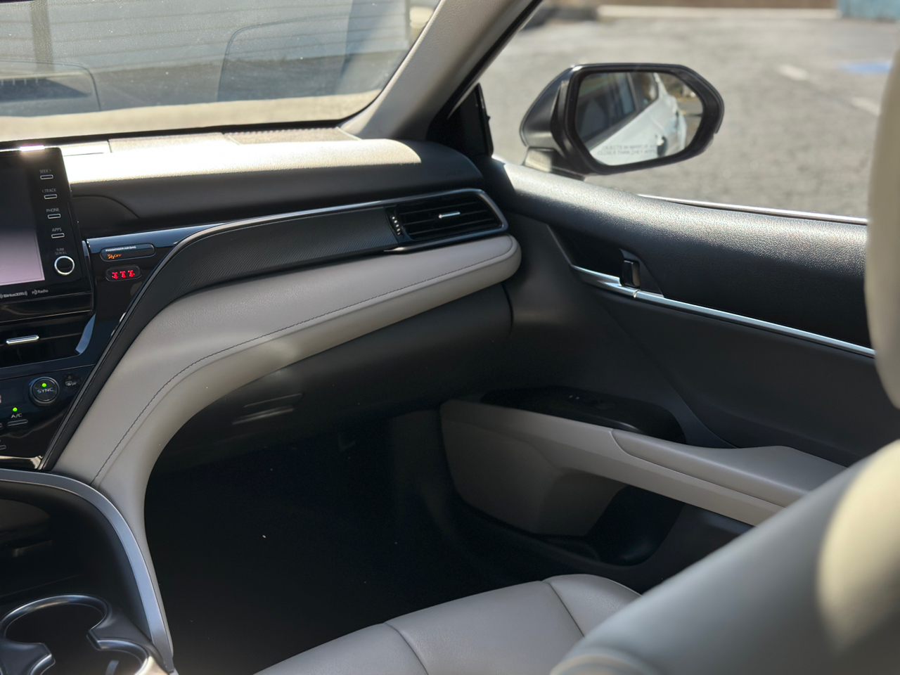 Toyota Camry SE Nightshade Edition 2022