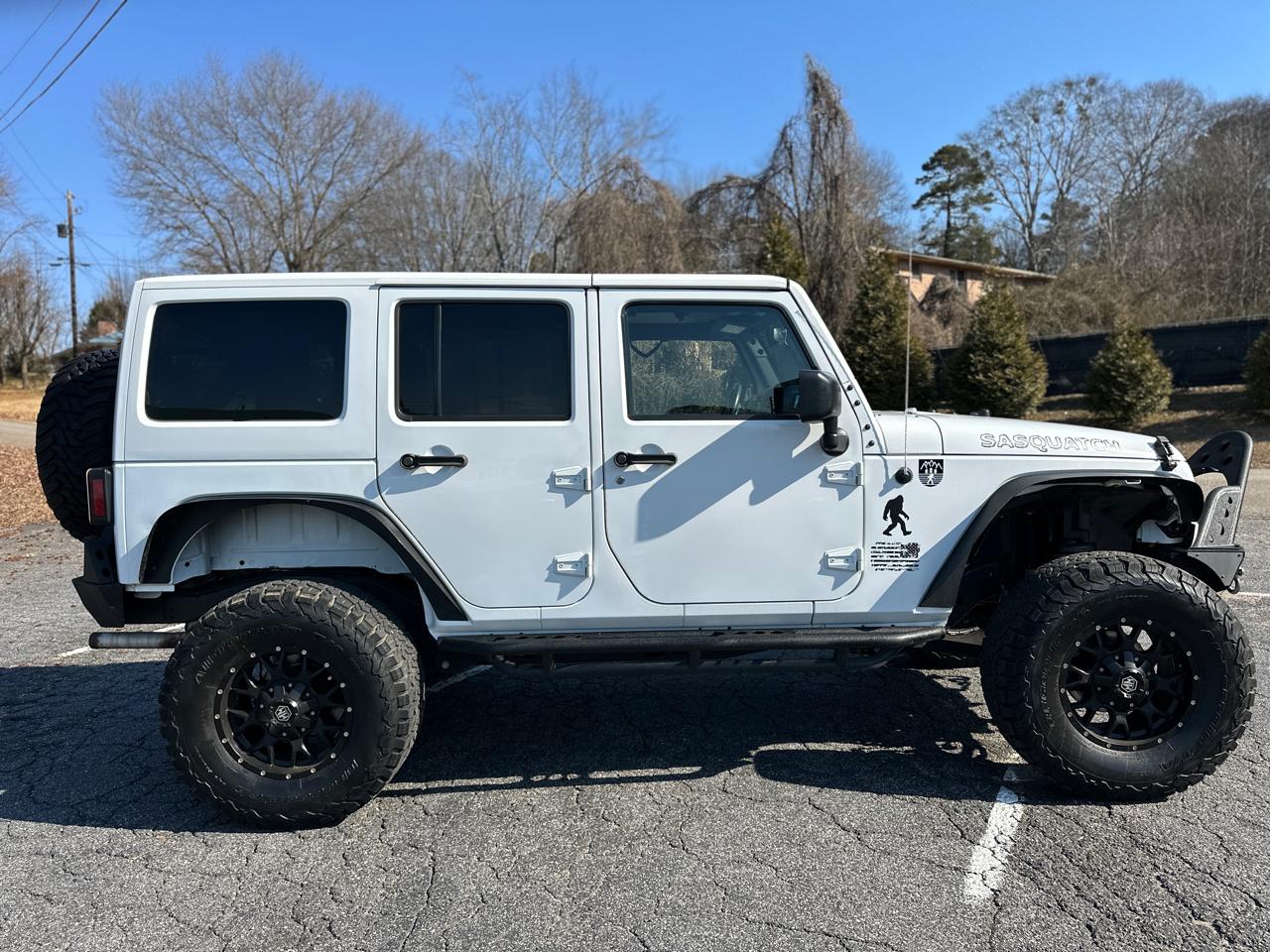 Jeep Wrangler Unlimited 4WD 4dr Sahara 2015