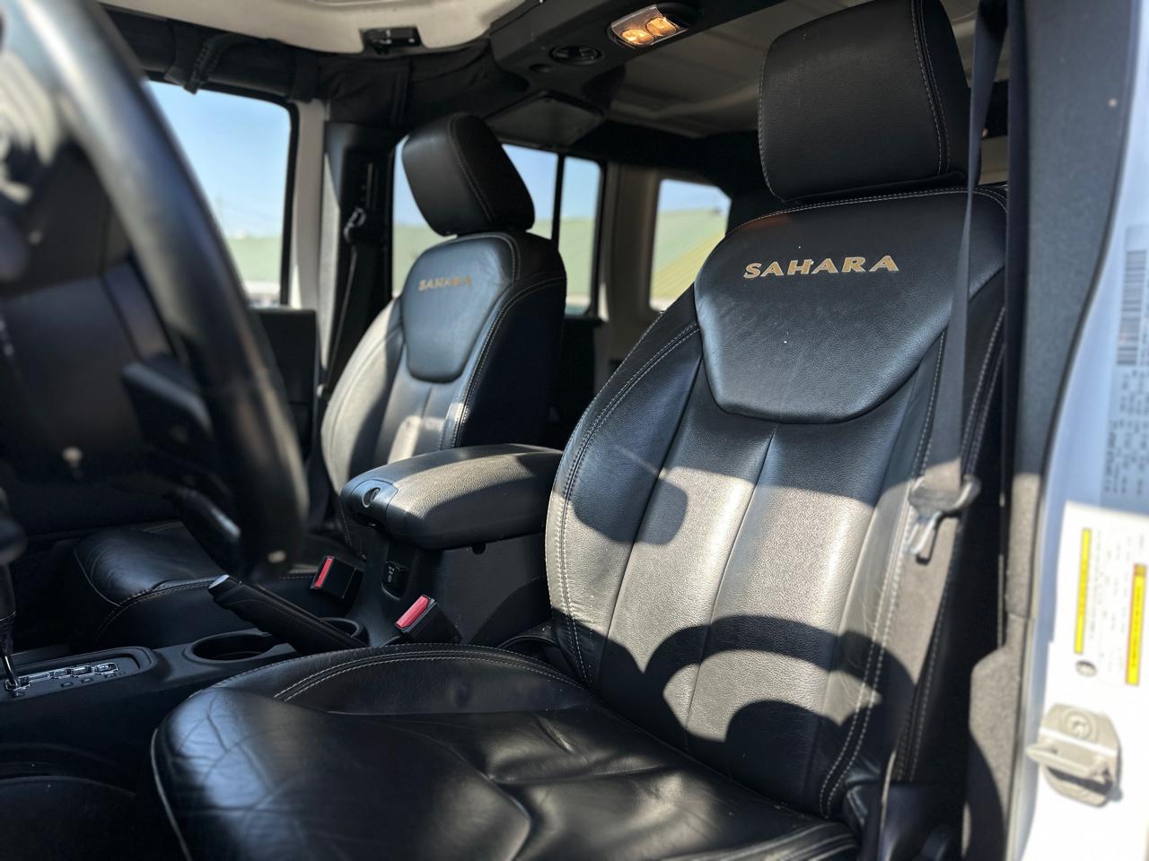 Jeep Wrangler Unlimited 4WD 4dr Sahara 2015