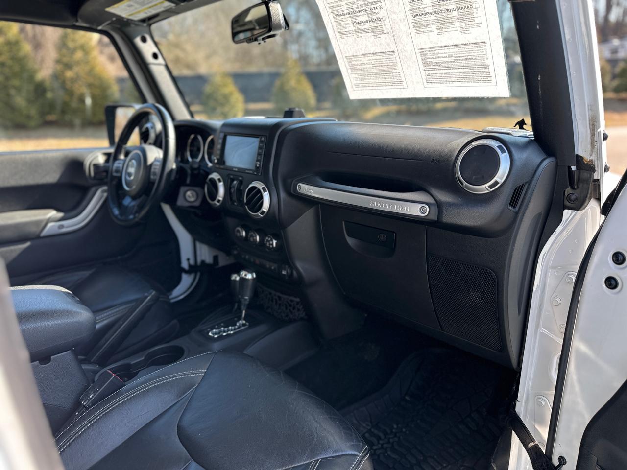 Jeep Wrangler Unlimited 4WD 4dr Sahara 2015