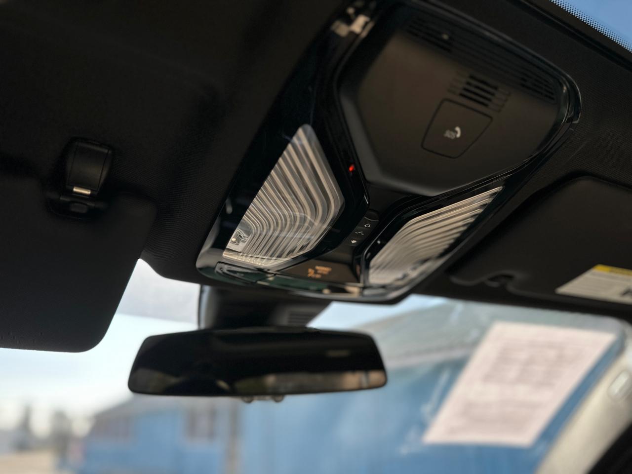 BMW 3 Series 330xi 4dr Sdn AWD 2019