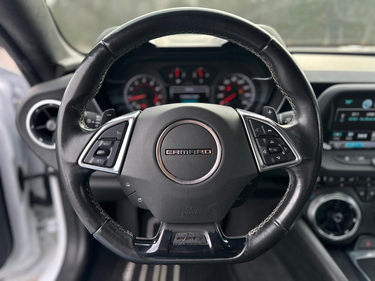 Chevrolet Camaro 2dr Cpe RS 2017