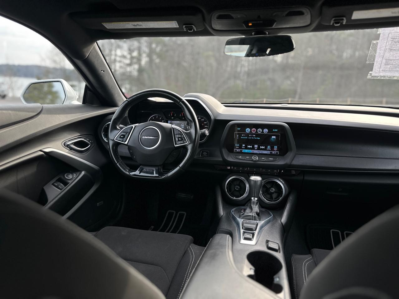 Chevrolet Camaro 2dr Cpe RS 2017