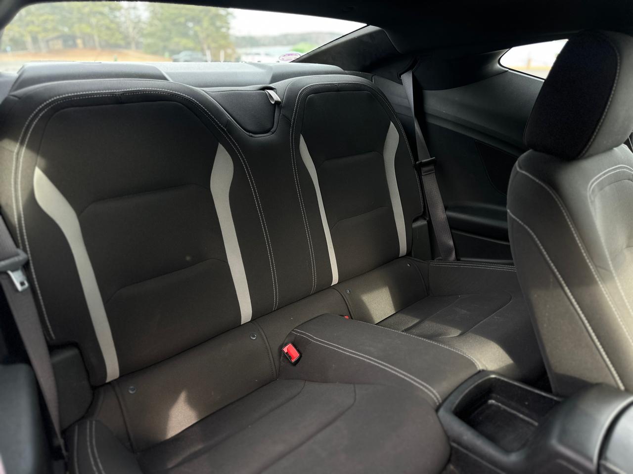 Chevrolet Camaro 2dr Cpe RS 2017