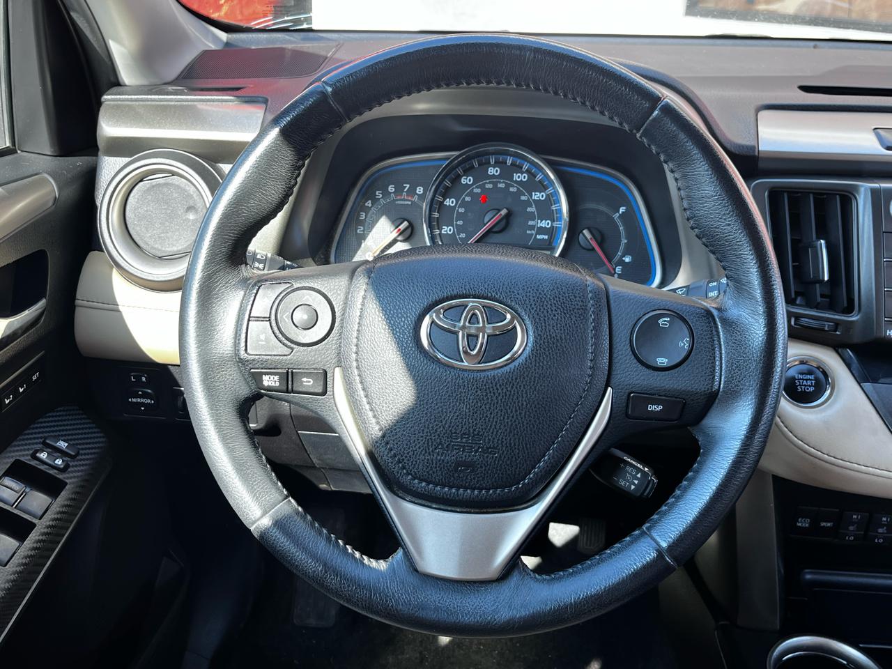 Toyota RAV4 FWD 4dr Limited (Natl) 2015