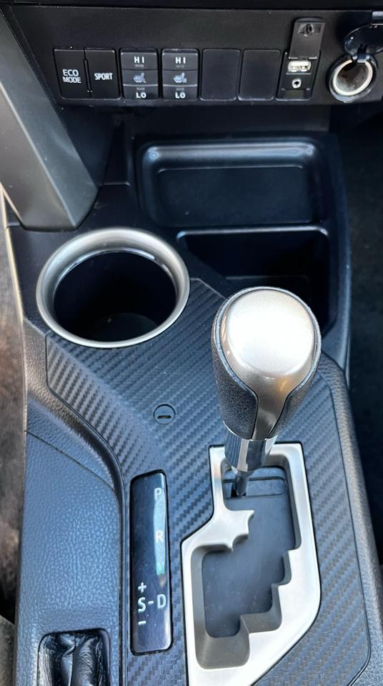 Toyota RAV4 FWD 4dr Limited (Natl) 2015