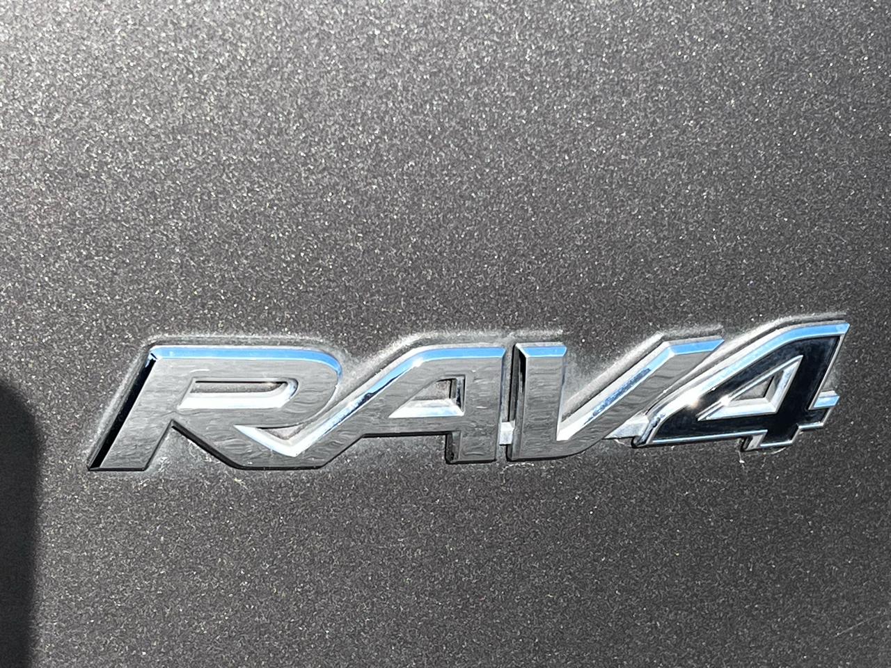 Toyota RAV4 FWD 4dr Limited (Natl) 2015