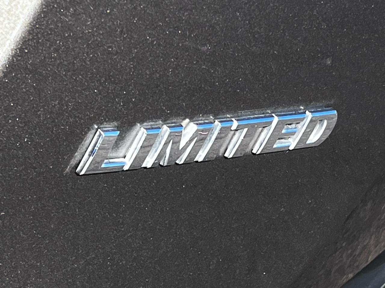 Toyota RAV4 FWD 4dr Limited (Natl) 2015