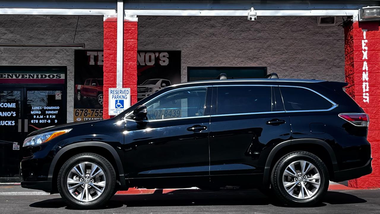 Toyota Highlander FWD 4dr V6 XLE (Natl) 2015