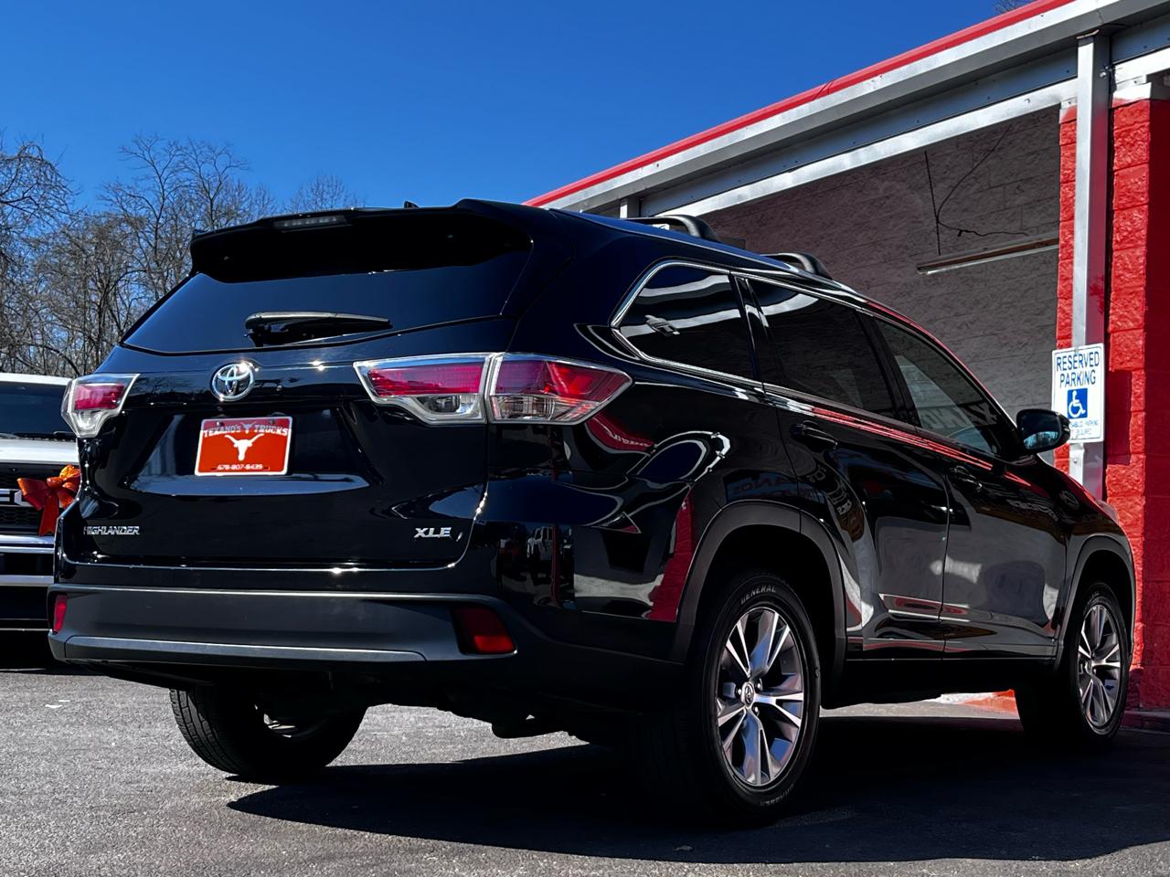 Toyota Highlander FWD 4dr V6 XLE (Natl) 2015