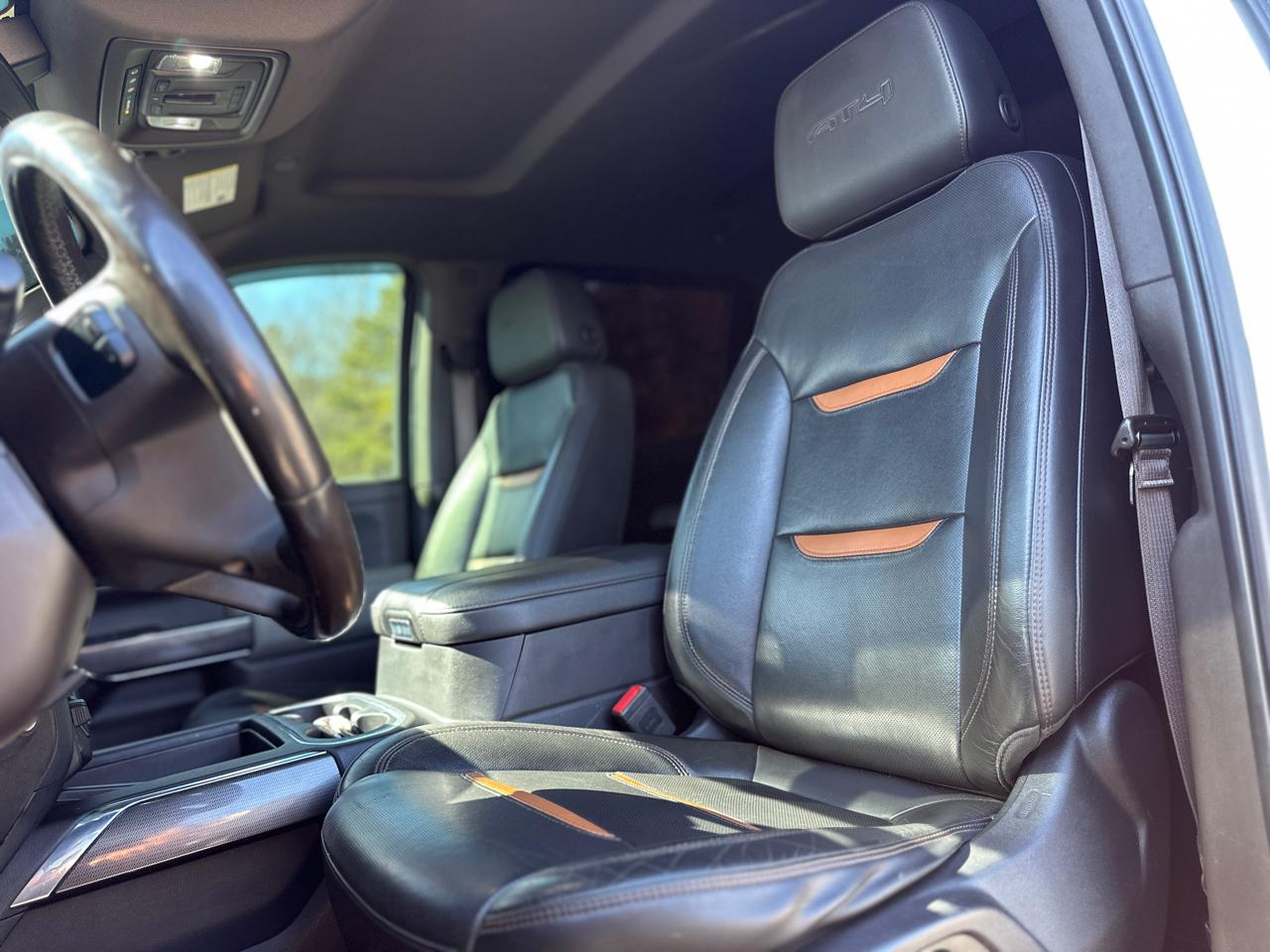 Chevrolet Silverado 1500 4WD Crew Cab 147" LTZ 2019