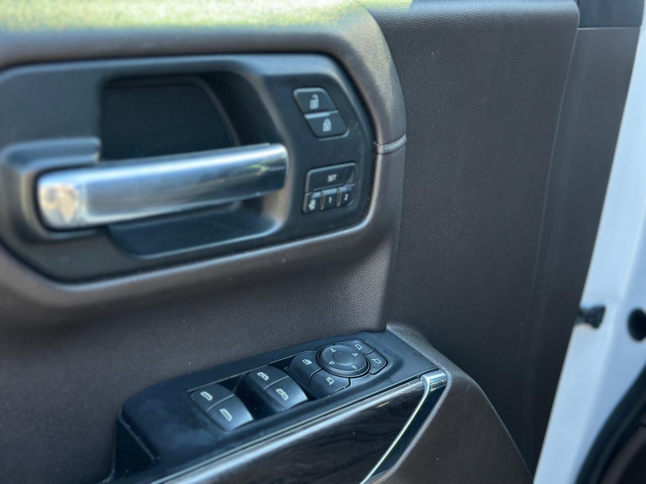 Chevrolet Silverado 1500 4WD Crew Cab 147" LTZ 2019