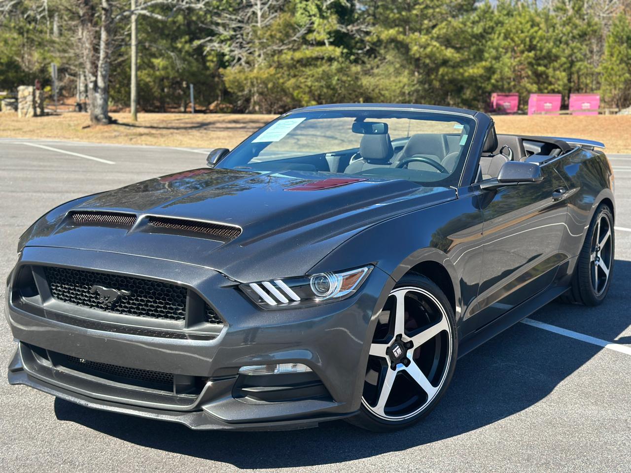 Ford Mustang 2dr Conv V6 2015