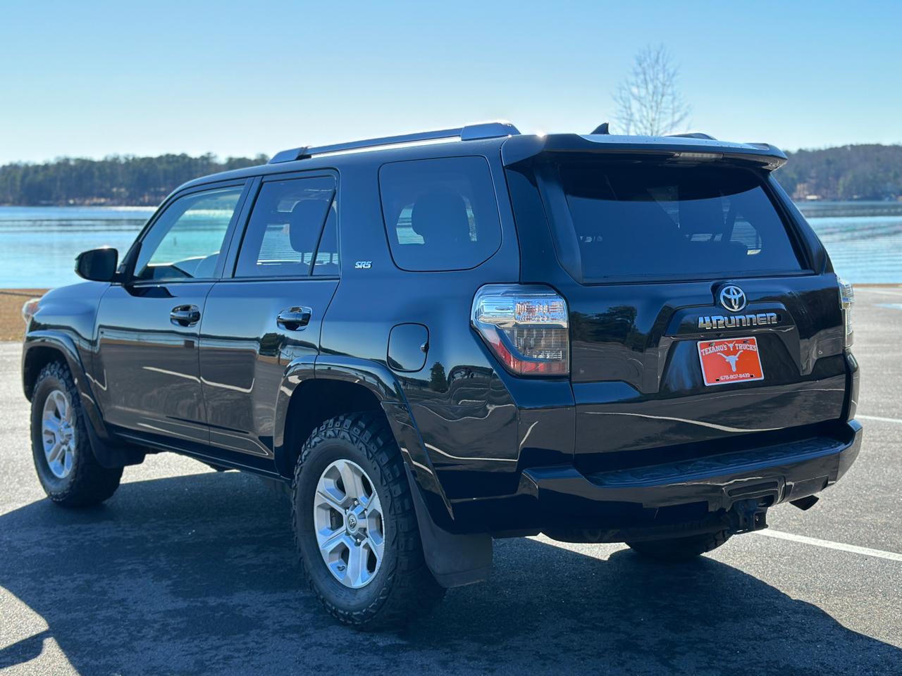 Toyota 4Runner RWD 4dr V6 SR5 Premium (Natl) 2014