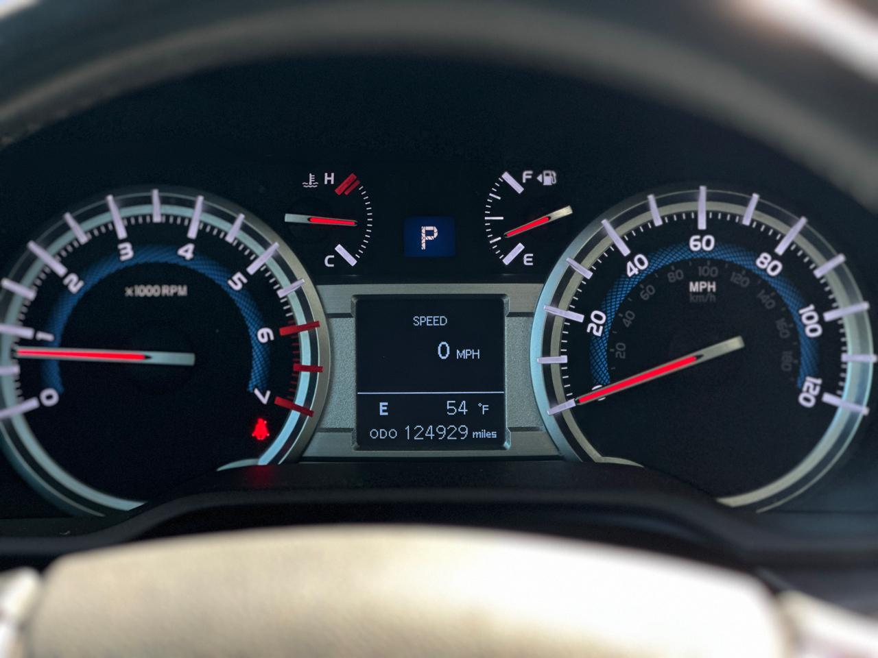 Toyota 4Runner RWD 4dr V6 SR5 Premium (Natl) 2014