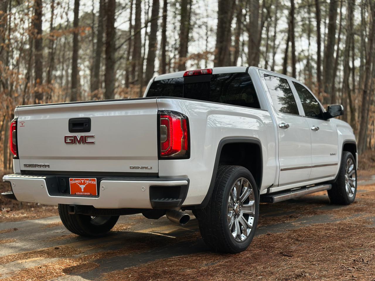 GMC Sierra 1500 4WD Crew Cab 143.5" Denali 2016