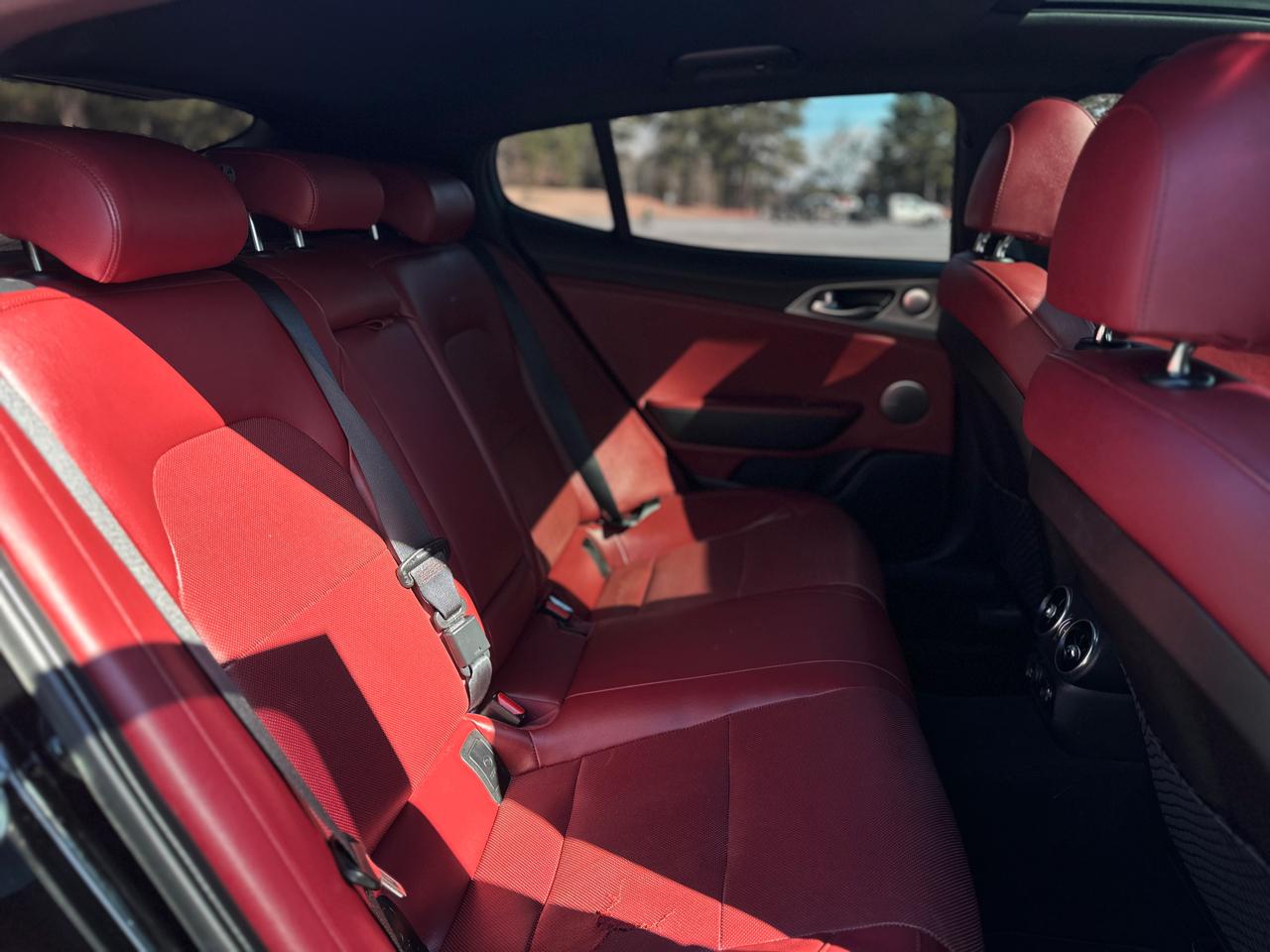 Kia Stinger GT1 RWD 2018