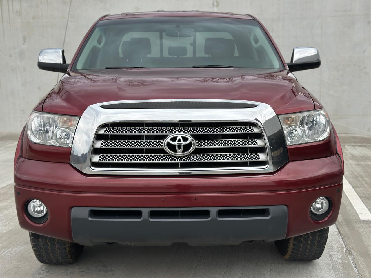 Toyota Tundra 2WD Double 145.7" 5.7L V8 LTD (Natl 2007