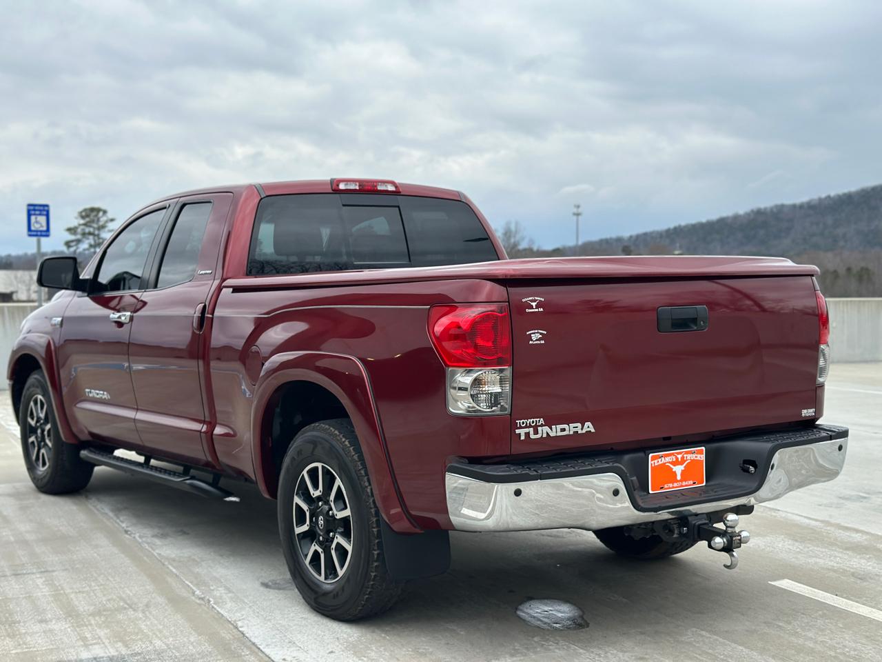 Toyota Tundra 2WD Double 145.7" 5.7L V8 LTD (Natl 2007