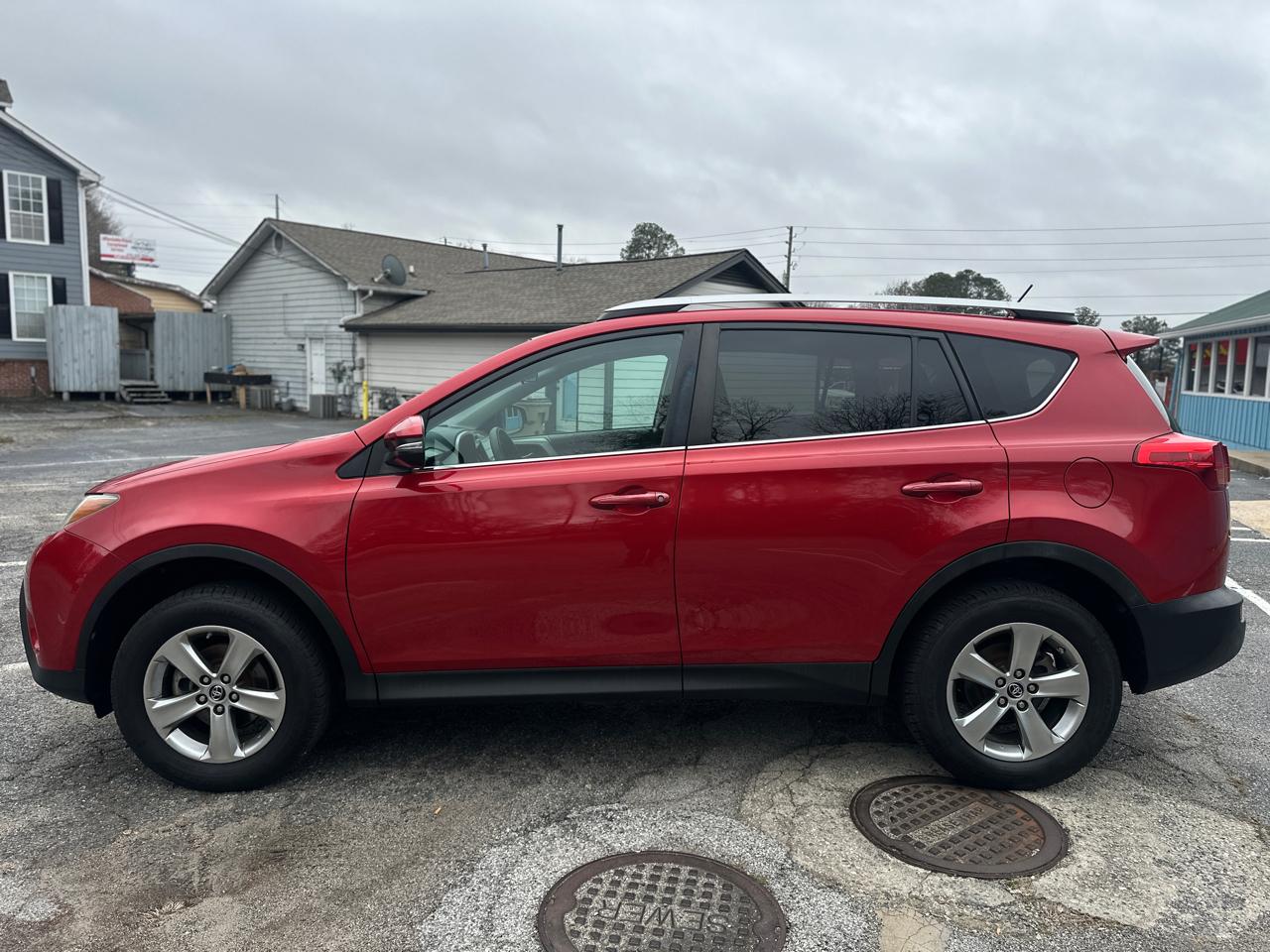 Toyota RAV4 FWD 4dr XLE (Natl) 2015