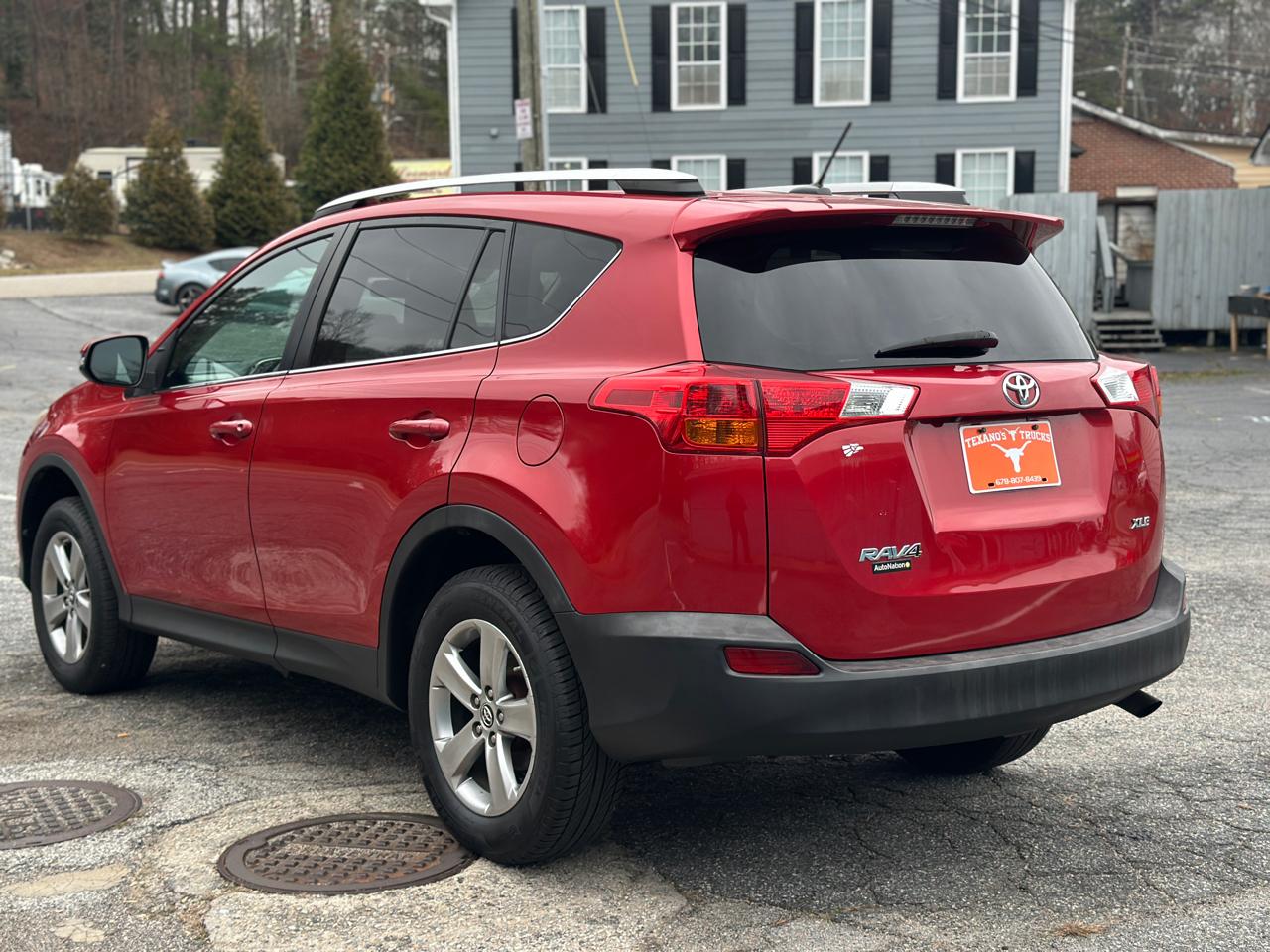 Toyota RAV4 FWD 4dr XLE (Natl) 2015
