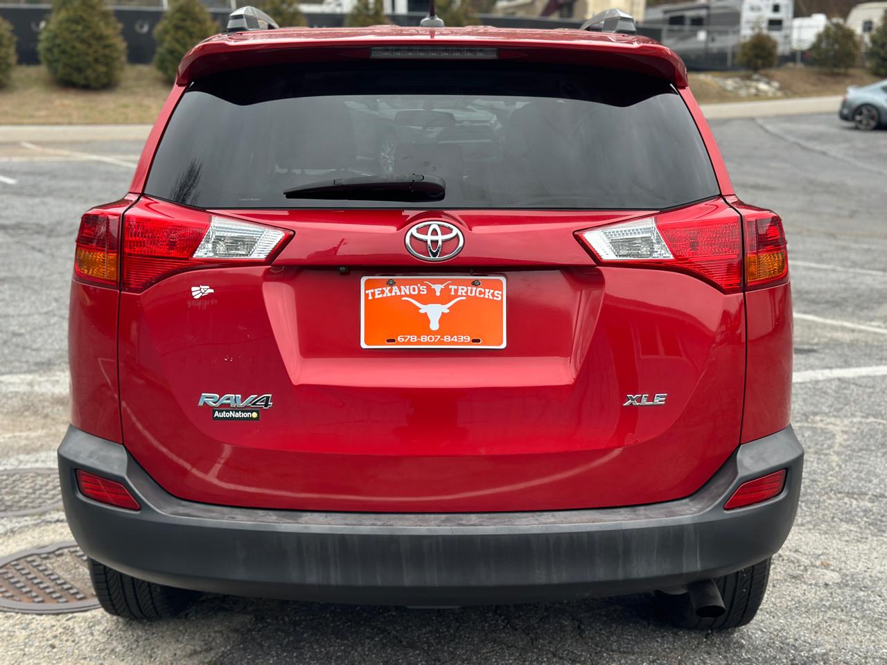Toyota RAV4 FWD 4dr XLE (Natl) 2015